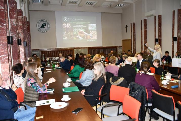 Uczestnicy&#x20;konferencji&#x20;fot&#x2e;&#x20;Dorota&#x20;Święcka